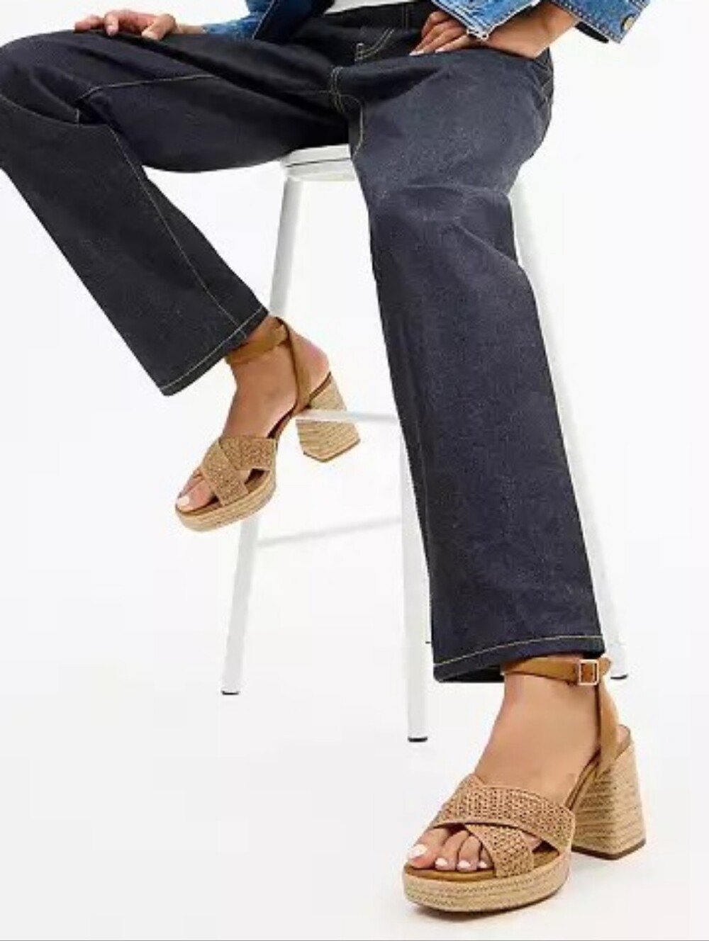 NWT! Coach Block Heel Sandal In Natural Color